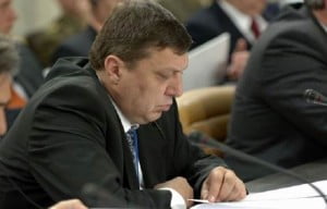 b060608e 8th June 2006 Meetings of the Defence Ministers at NATO HQ in Brussels North Atlantic Council Meeting Centre: Teodor Atanasiu (minister of Defence, Romania)