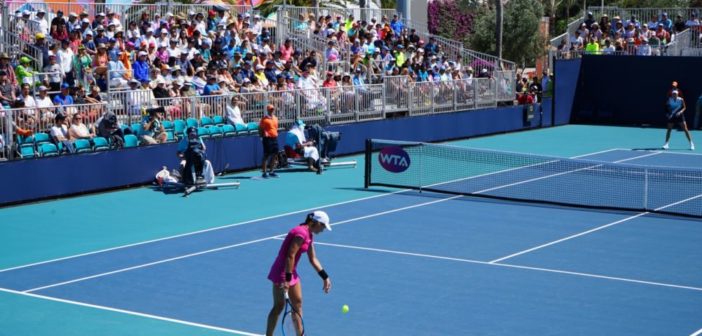 Corespondență Specială : FOTO- Victorie pentru românce în turul al doilea la Miami Open