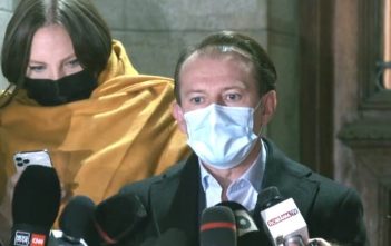 Liberalii reuniți în BEX au votat ca premierul să fie numit prin rotație.