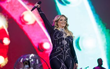 Ava Max și Bebe Rexha au concertat pe scena principală a festivalului Untold 2023, în premieră în România