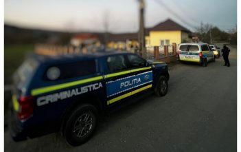 FOTO – VIDEO: Percheziții de amploare, sunt vizați și angajații unui ocol silvic din Mures