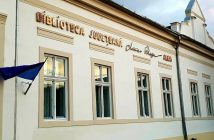 Raftul Bibliotecii Județene „Lucian Blaga” Alba la Galda de Jos