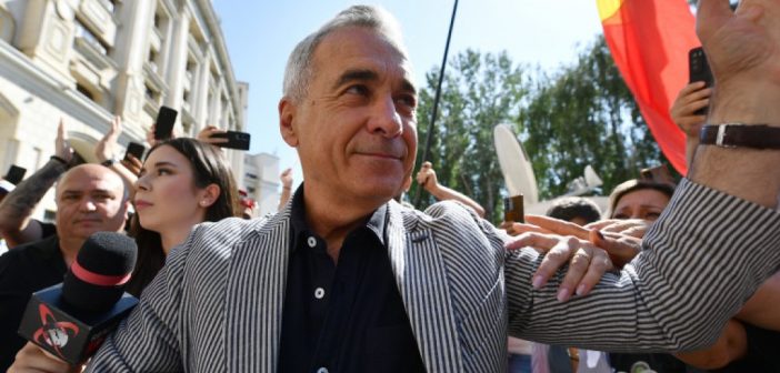 Călin Georgescu: „Lanțurile nu mai sunt de fier, ci de minciună, și se vor rupe prin adevăr și unitate”