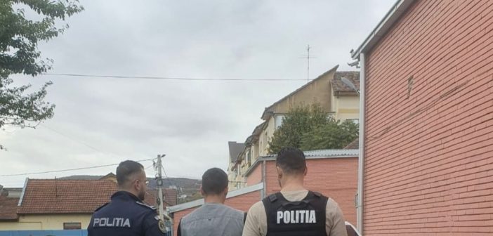 Conducere fără permis pe drumurile publice: tânăr de 21 de ani reținut de polițiștii din Simeria
